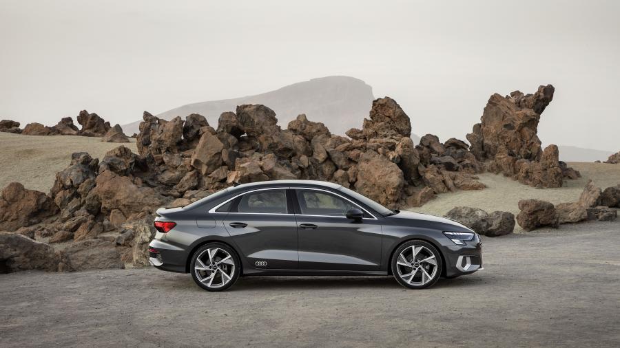 Audi A3 Sedan 35 TFSI 2020 года  (WW) (фото 31 из 50)